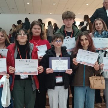 Mențiune la Olimpiada Națională de Limba Engleză pentru vulcăneanul Ianis Gabriel Ionescu