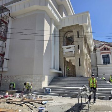 Prinde contur noua înfățișare a Teatrului Dramatic „I.D. Sîrbu”
