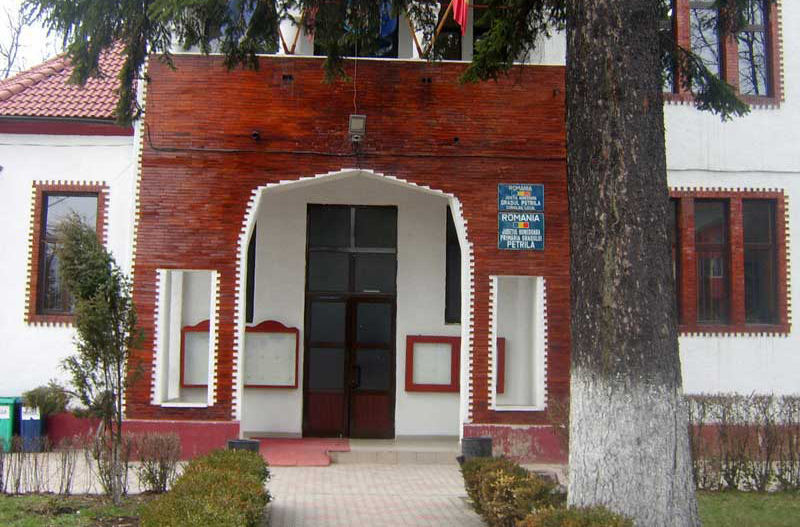 Primaria-Petrila- Proiecte de reabilitare termică pentru 43 de blocuri din orașul Petrila