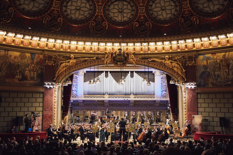 Un nou record istoric la Concursul Internațional George Enescu: 645 de tineri muzicieni din 55 de țări s-au înscris la secțiunile instrumentale de vioară, violoncel și pian