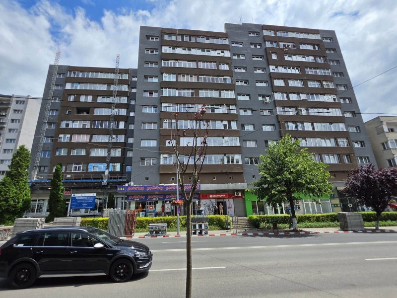 Proiectele de eficientizare energetică prin PNRR de la Petroșani se apropie de finalizare